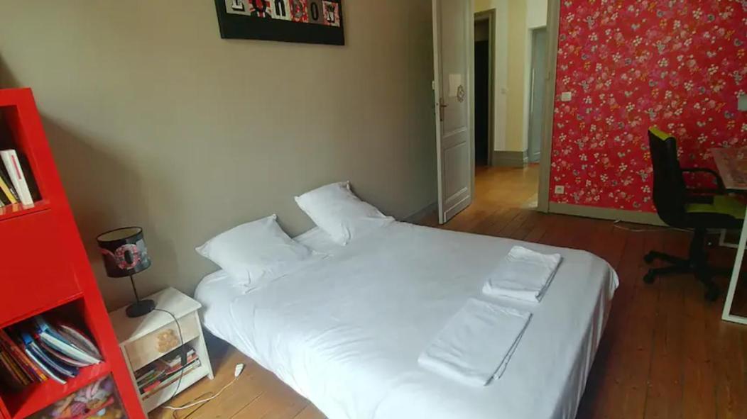 Family House Bordeaux Hotel ภายนอก รูปภาพ